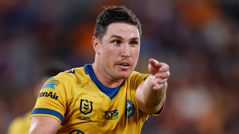 NRL LIVE: NSW hopefuls Moses, Lomax score for Eels against Knights