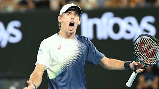 Alex de Minaur beat Alex Michelsen to advance to the quarter-finals of the Australian Open for the first time, where he will play Jannik Sinner.