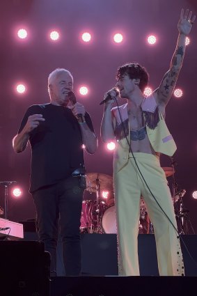 Daryl Braithwaite and Harry Styles performed together on stage in Sydney.