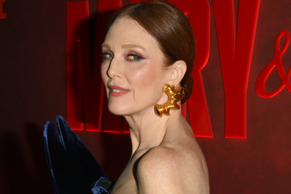 It’s her, that actress from the thing I love.