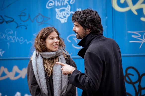 Iria del Rio and Francesco Carril in The New Years.