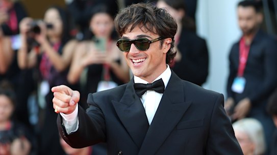 Australian actor Jacob Elordi attends the Frankenstein red carpet.