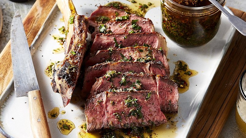 Adam Liaw razkriva skrivnosti priprave popolnih zrezkov na žaru