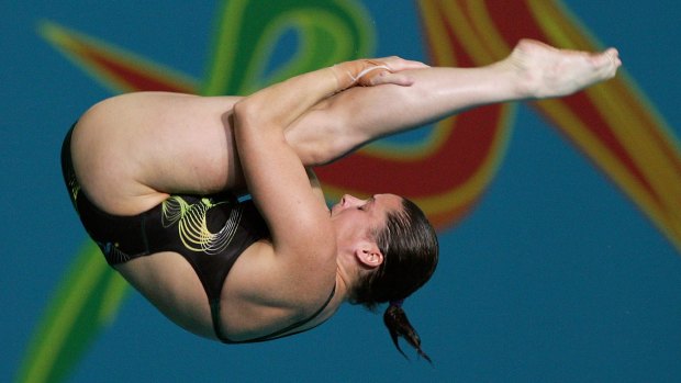 Chantelle Newbery competing in the women’s 10m platform final at the Melbourne 2006 Commonwealth Games.