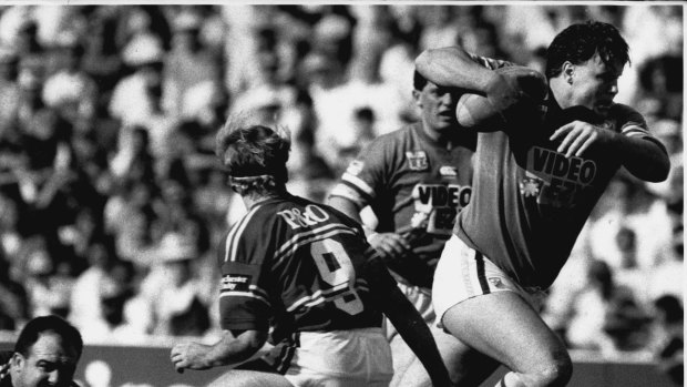 Immortal campaign: Glenn Lazarus on the run in his heyday with the Raiders.