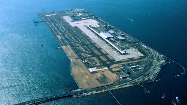 The Jetstar 787 remains grounded at Kansai International Airport.