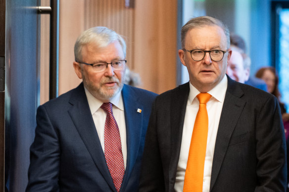 Australian ambassador to the US Kevin Rudd and Prime Minister Anthony Albanese in Washington on Monday.