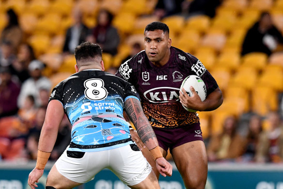 Fearsome charges by Tevita Pangai jnr gave Sam Walker a difficult time. 