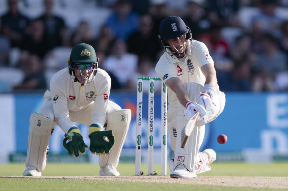 Joe Root takes charge as England dig in.