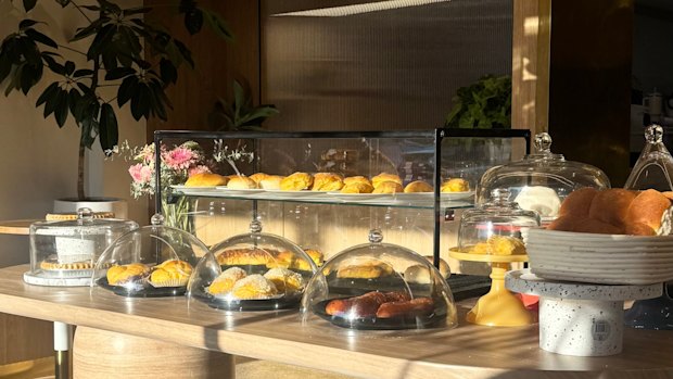 Starlight Bakery sells traditional Filipino breads.