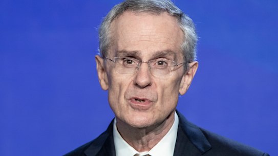 ACCC chairman Rod Sims says any move by Google to leave the Australian market could make it easier for news organisations to broker deals with other search engines.