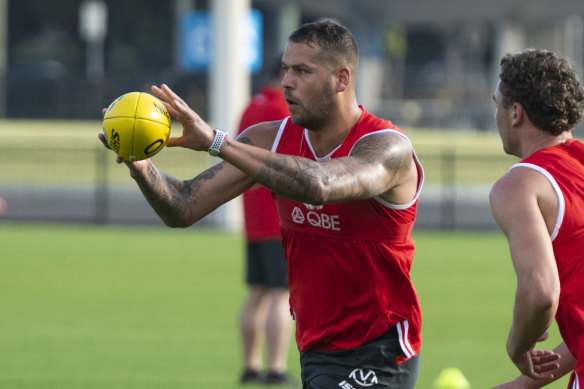 Lance Franklin looked sharp at Monday's training session at Lakeside Oval.
