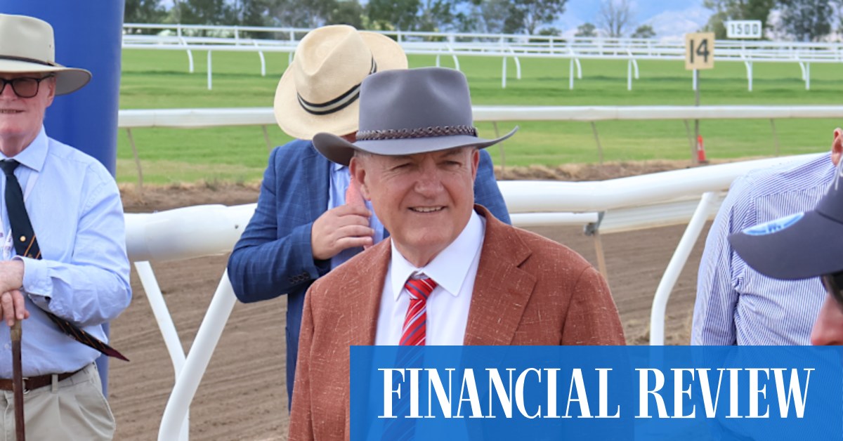 Minns government kept paying Peter V’Landys’ Racing NSW despite policy ...