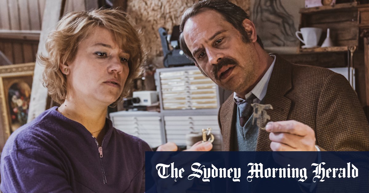 Review: Faking Hitler a giddy ride through Hitler Diaries saga - Vimarsana News