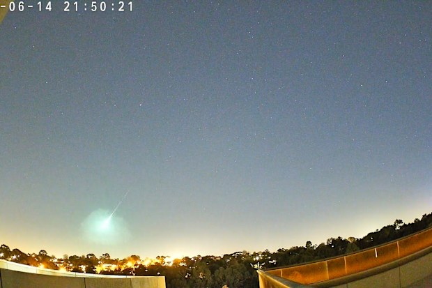 Melbourne meteor: Victorian residents spot spectacular fireball ...