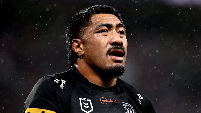 Panthers allow star forward to speak to rival clubs immediately