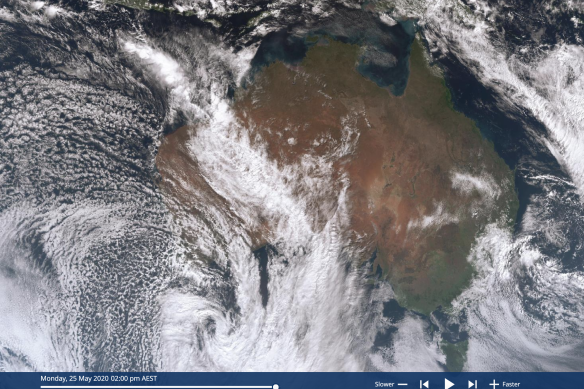 An 'atmospheric river' stretches from off north-western WA all the way south-east to the Great Australian Bight.