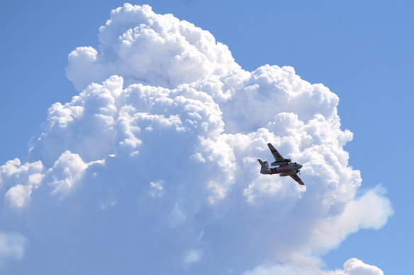 An Air Tanker en route to a California fire.