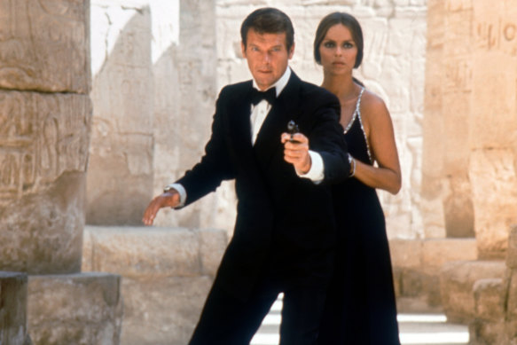 Roger Moore and Barbara Bach in The Spy Who Loved Me.