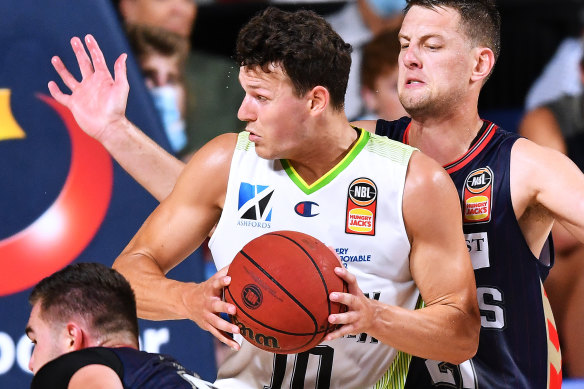 Yannick Wetzell enjoyed a huge NBL debut for the Phoenix.