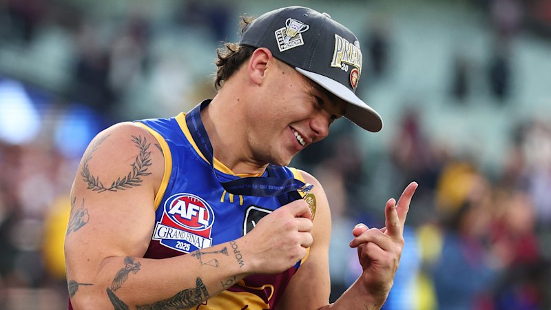 Cam Rayner AFL Grand Final Cheering and Jeering; Hugh McCluggage Bo...