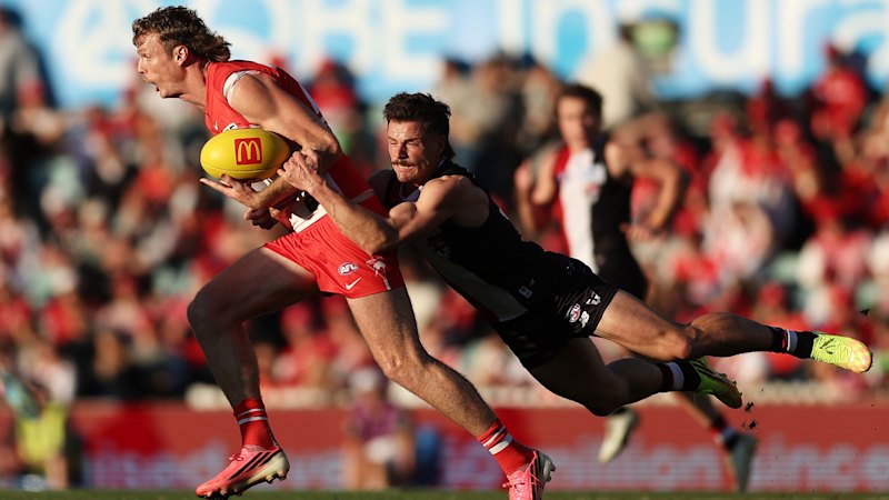 AFL LIVE: McCartin forced off with head knock as Ryan, Saints grow lead over Swans
