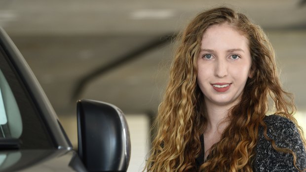 CARRS-Q researcher Verity Truelove has surveyed 503 Queensland drivers about their social media habits behind the wheel. 
