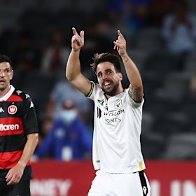 Macarthur star Benat Etxebarria is yet to sign a deal for next season.