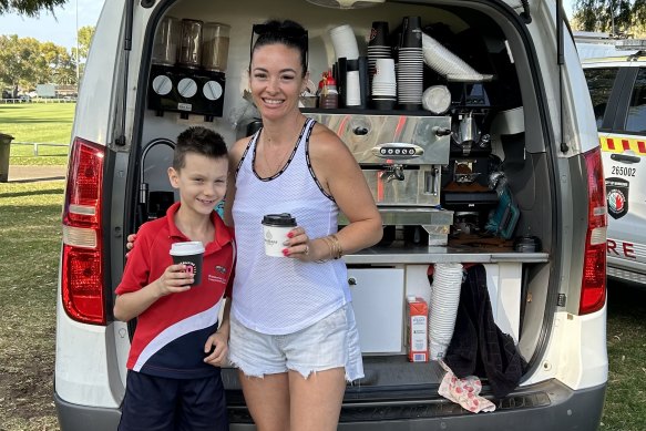 Vanessa Frost and her son Mason are providing free coffee through their Cofflicious Coffee Van for those fighting the Perth bushfires. 