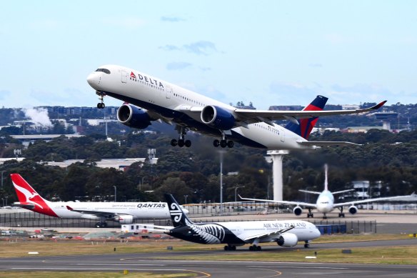 International airlines say they are not prepared to start selling more tickets to Australians trying to come home. 