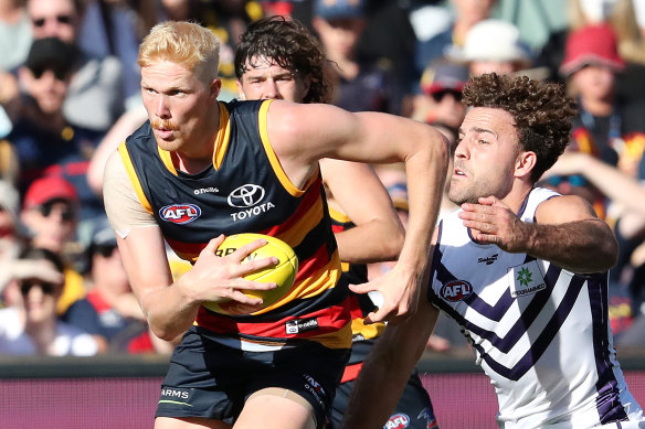 Elliott Himmelberg has struggled to cement his spot in the Crows’ team.