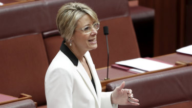 Labor's Home Affairs spokeswoman Kristina Keneally has called for a keynote speaker at an upcoming conservative conference to be barred from the country.