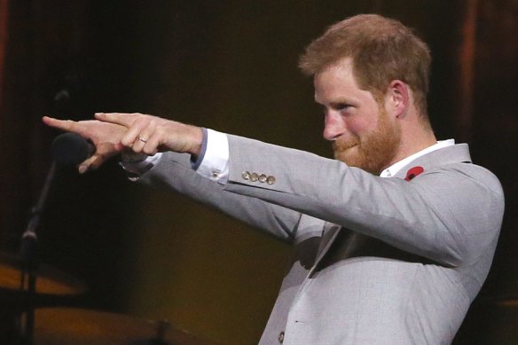 Prince Harry on the verge of a mic drop during his closing speech at the Invictus Games in Sydney last year. Millennial public speaking style, in spades.