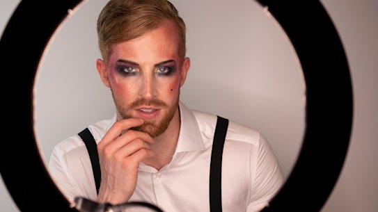 Conor Rigney 1920s Mardi Gras makeup ahead of next weeks parade.