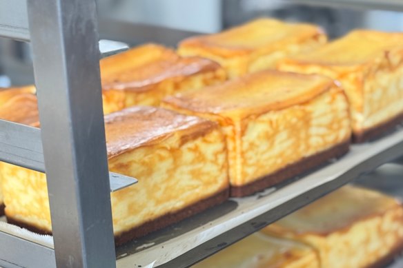 Lulu &amp; Me is a pay-by-weight cheesecake shop in Collingwood.