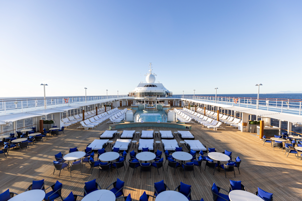 Regent Seven Seas Cruises® Enhances Evening Meal Choice with Casual Dining Experience at Pool Grill  