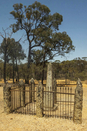 A granite obelisk of marks the spot where the nugget was discovered.