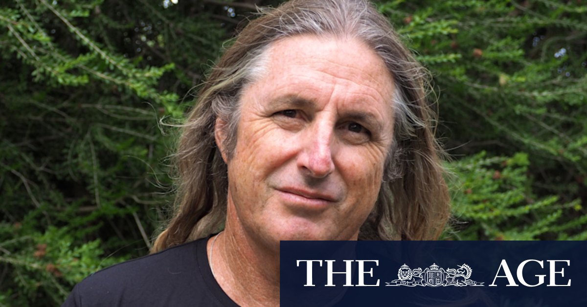 Why is Tim Winton one of Australia's most divisive authors? - Vimarsana News