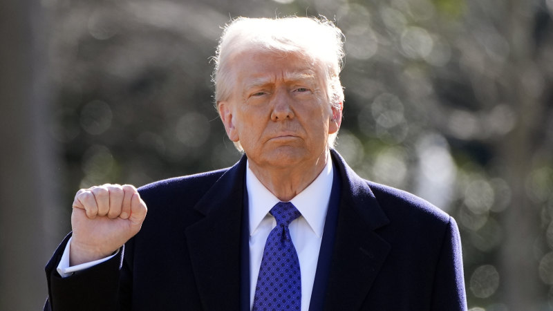 Trump bans major US news agency for refusing to rename Gulf of Mexico