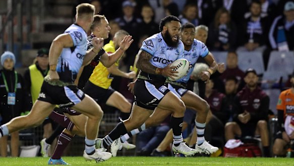 Siosifa Talakai charges into the clear against the Sea Eagles last weekend.