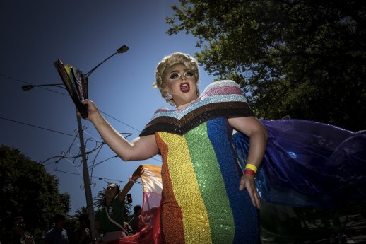 It was hot: a drag queen soaks in the rays in Fitzroy Street, St Kilda.