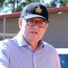 Jenny Morrison and her husband  Prime Minister Scott Morrison visit the Penrith unit of the NSW State Emergency Service on Saturday.