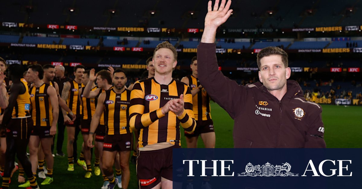 Watch the ump-bump footage that price a rustic footballer a league medal for misconduct