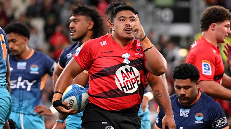 Super Rugby winner and qualified nurse handed Waratahs debut
