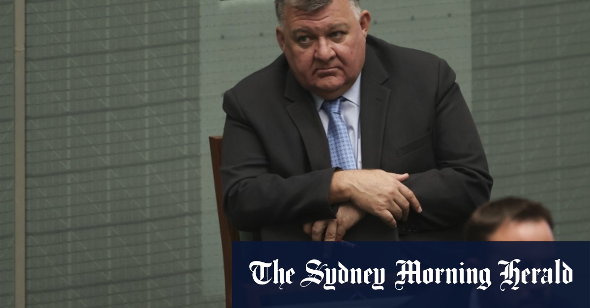 Craig Kelly resigns from Liberal Party