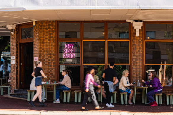 Mary Street Bakery owner Paul Aron says allowing cash payments keeps all of his customers included.