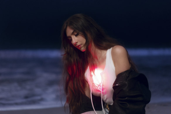 Weyes Blood describes herself, perhaps with tongue in cheek, as sounding like “Bob Seger meets Enya”.