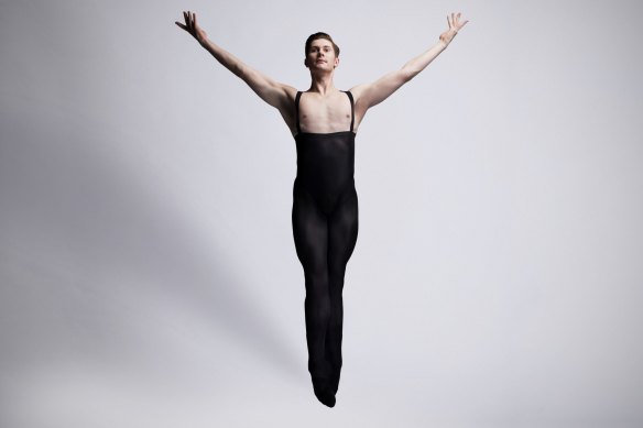 Senior soloist Alexander Idaszak has been a company dancer with the Queensland Ballet since 2013. This will be the second time he’s performed in Strictly Gershwin. 