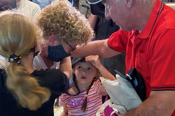 Jenny and Paul Hinde were reunited with their granddaughters on Monday morning.