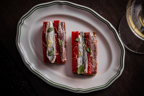 Anchovy “matrimonio” toast with pepper, Hideaway butter and marjoram.